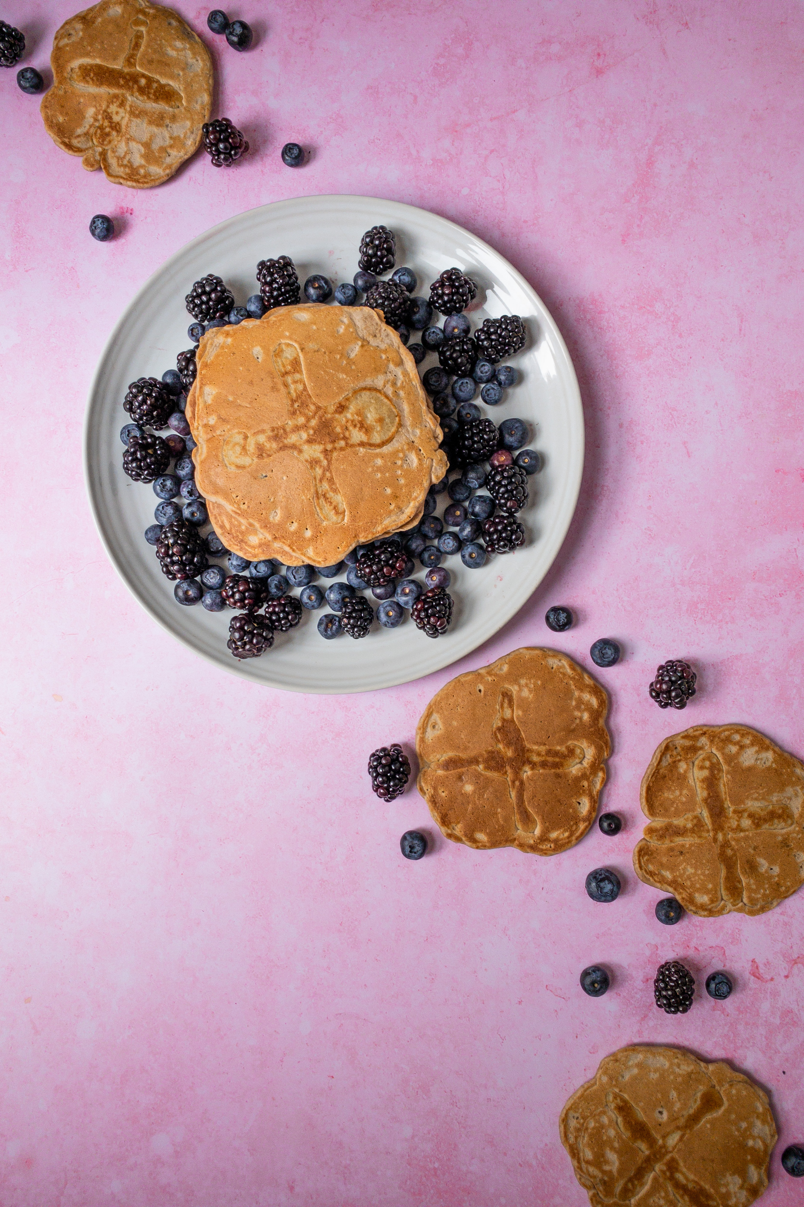 Hot Cross Bun Pancakes