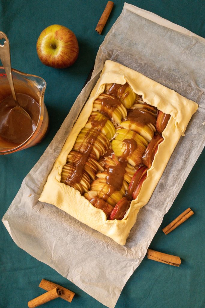 Apple Tart with Cinnamon Caramel